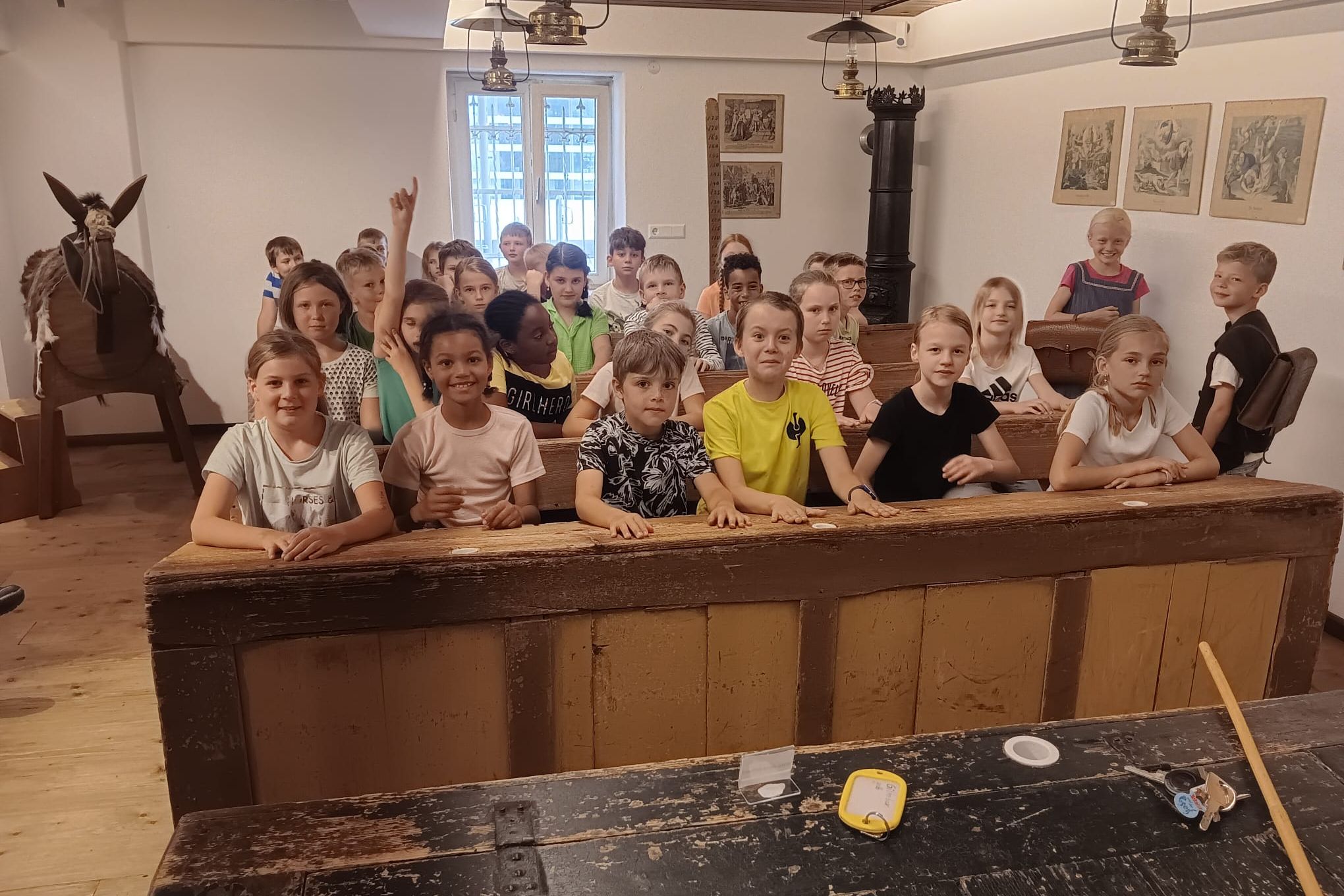 Klasse 3 im Schulmuseum