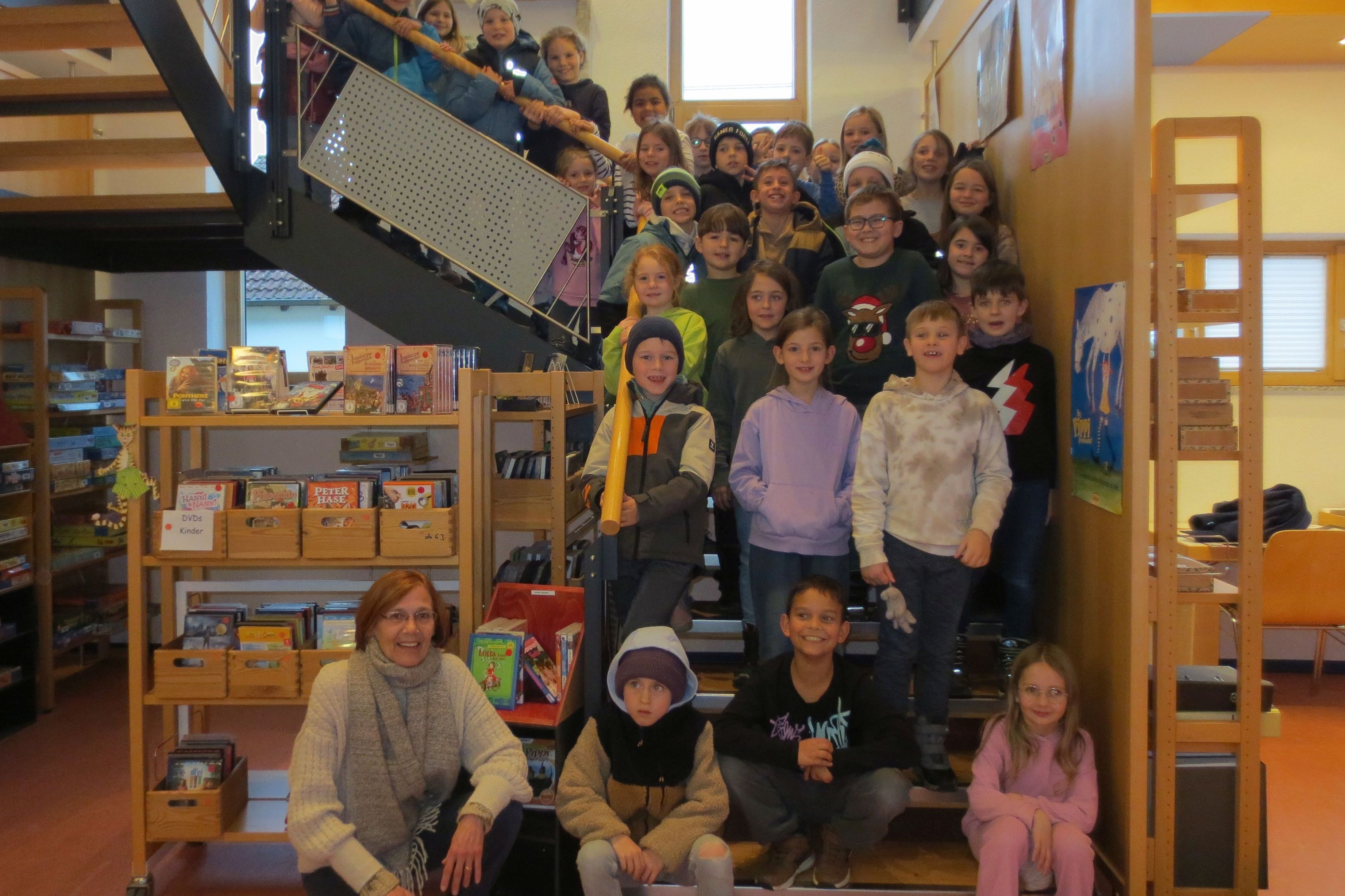 Klasse 2 in der Bücherei