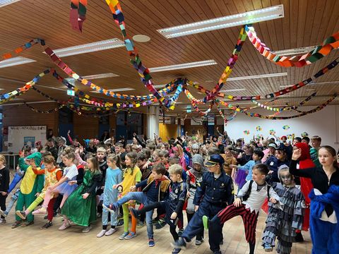 Tanz in der Aula