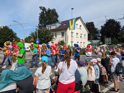 Uttenweiler Schüler beim Bunten Zug