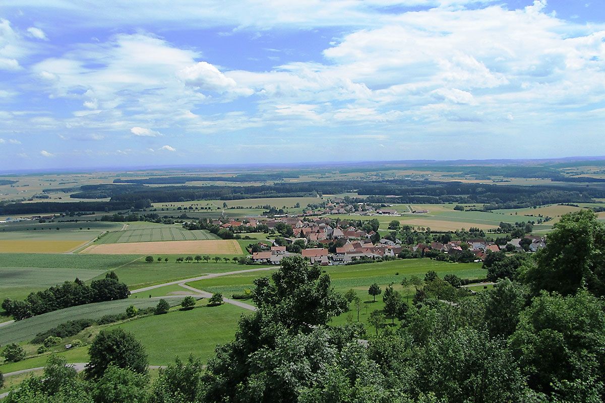 Blick über Offingen vom Bussen aus