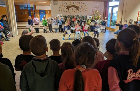 Adventssingen mit Klasse 3