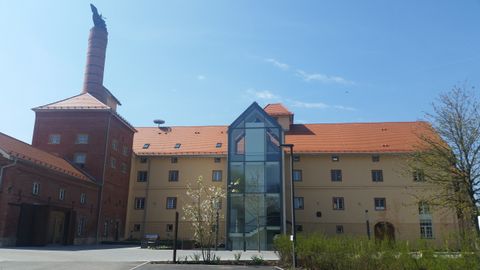 Schlosshof (Außenansicht)