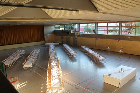 Turn- und Festhalle Uttenweiler, Bestuhlung