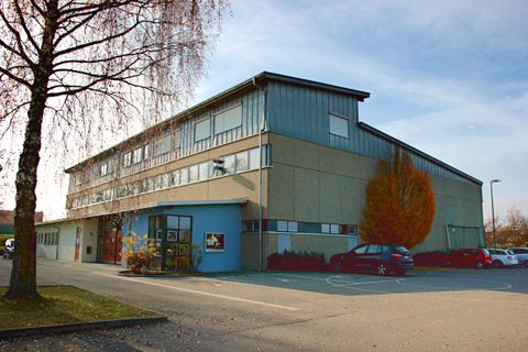 Turn- und Festhalle Uttenweiler