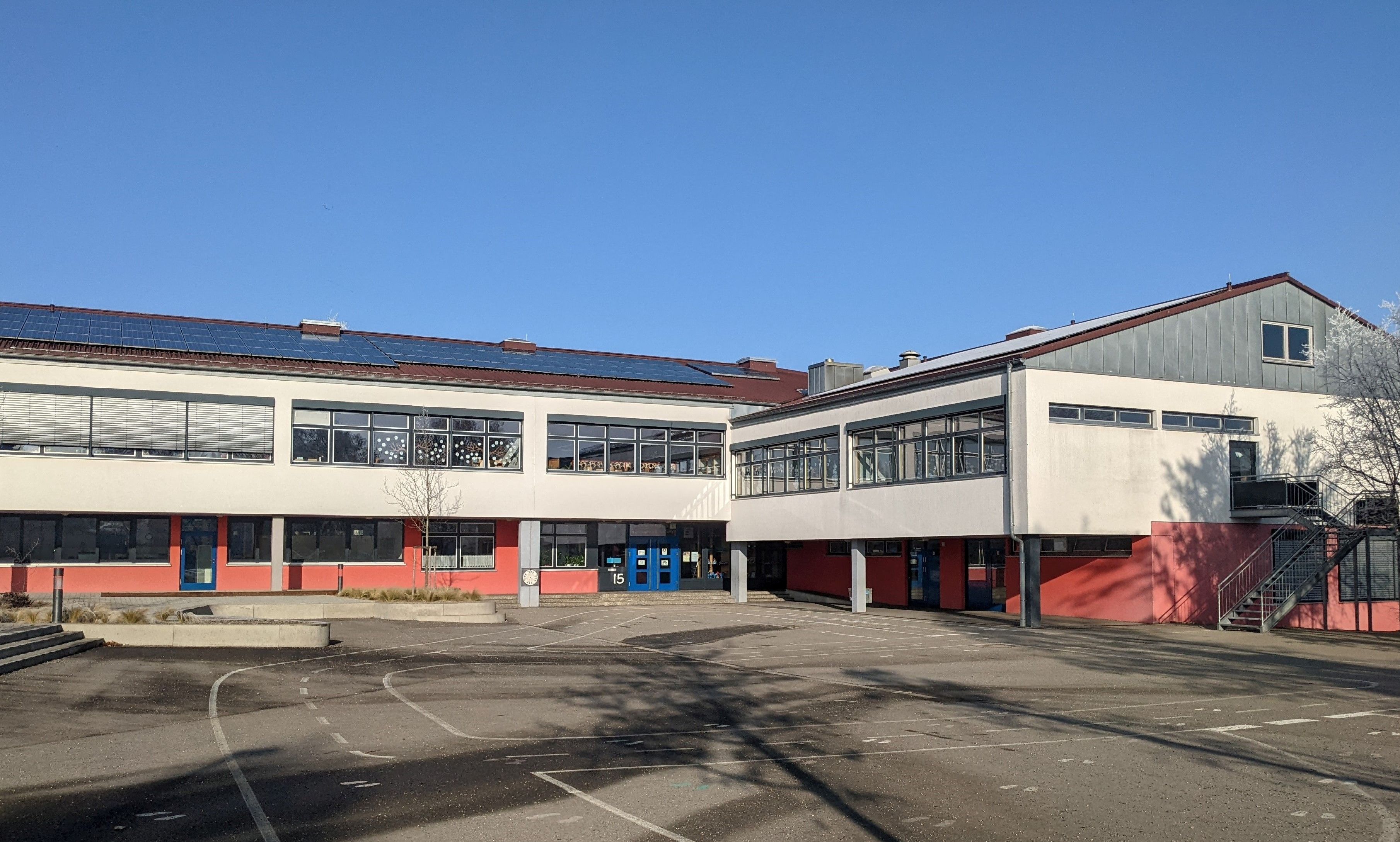 Schulgebäude